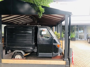 Delivery truck